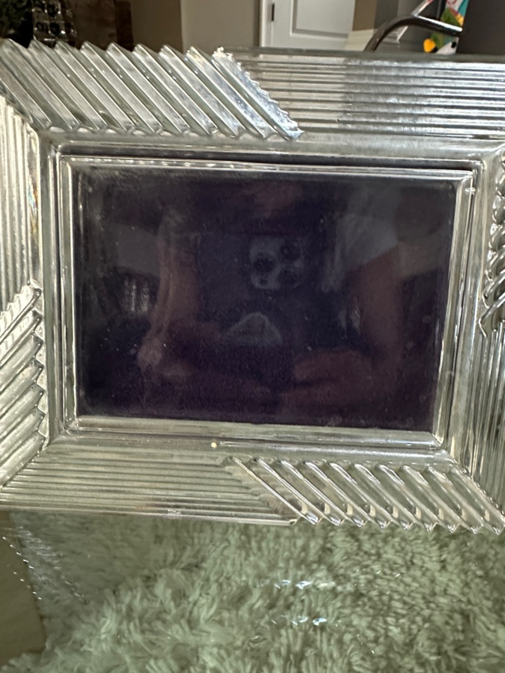 Glass 4x6 Decorative Photo Frame - Picture 3 of 7